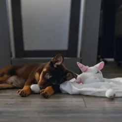 Beeztees Puppy Knuffeldoek Unicorn M -Aanbiedingen Snoef Poot Winkel 0619491 sfeer1