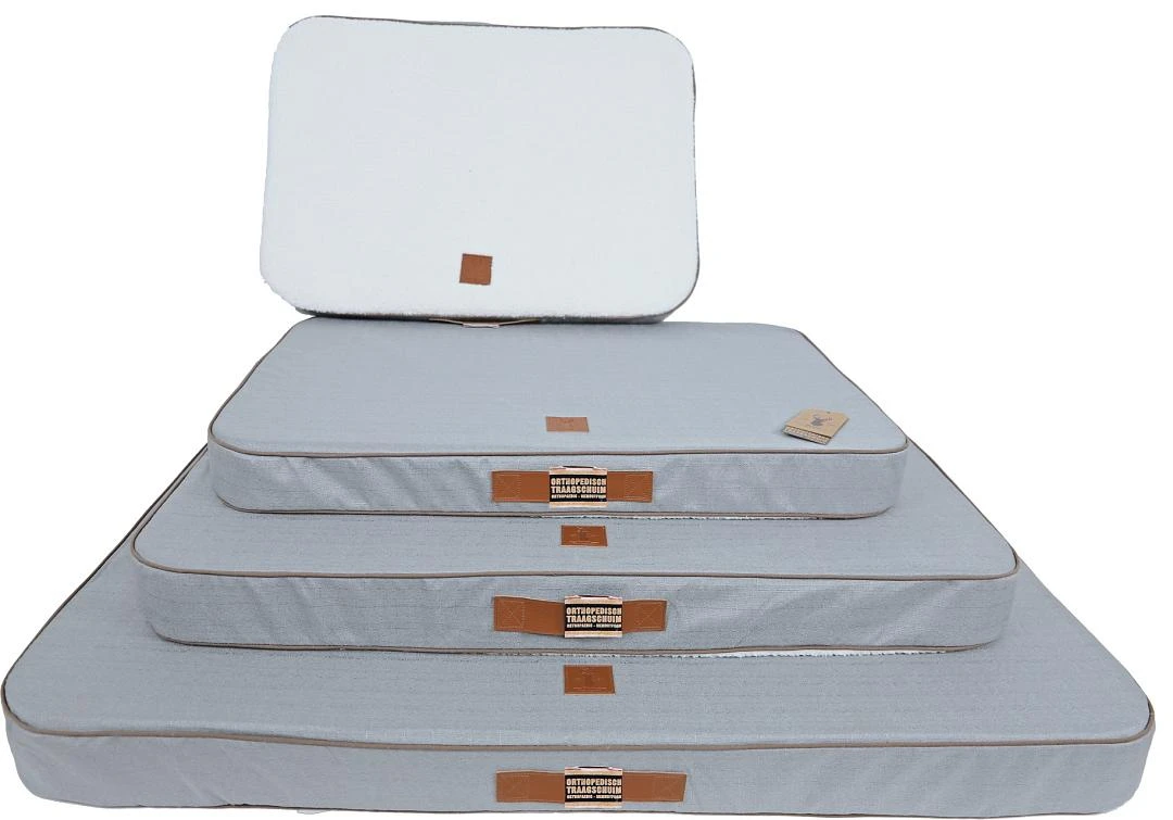 Boony EST. 1941 Orthopedisch Kussen Highland Grey 1 Boony EST. 1941 Orthopedisch Kussen Highland Grey